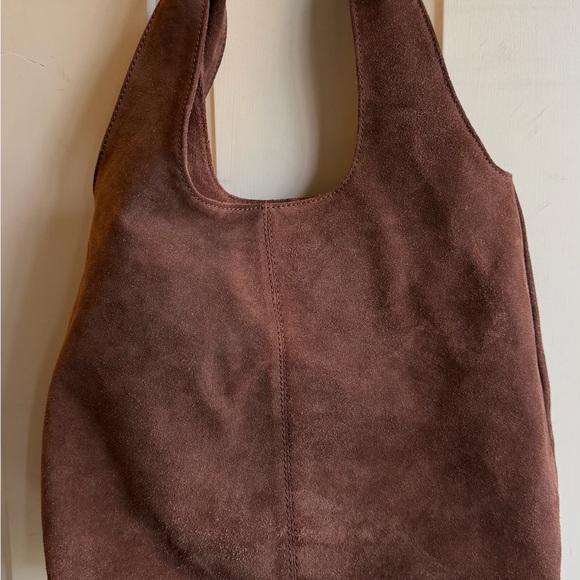 Chic Brown Suede Shoulder Bag - Picture 2 of 5